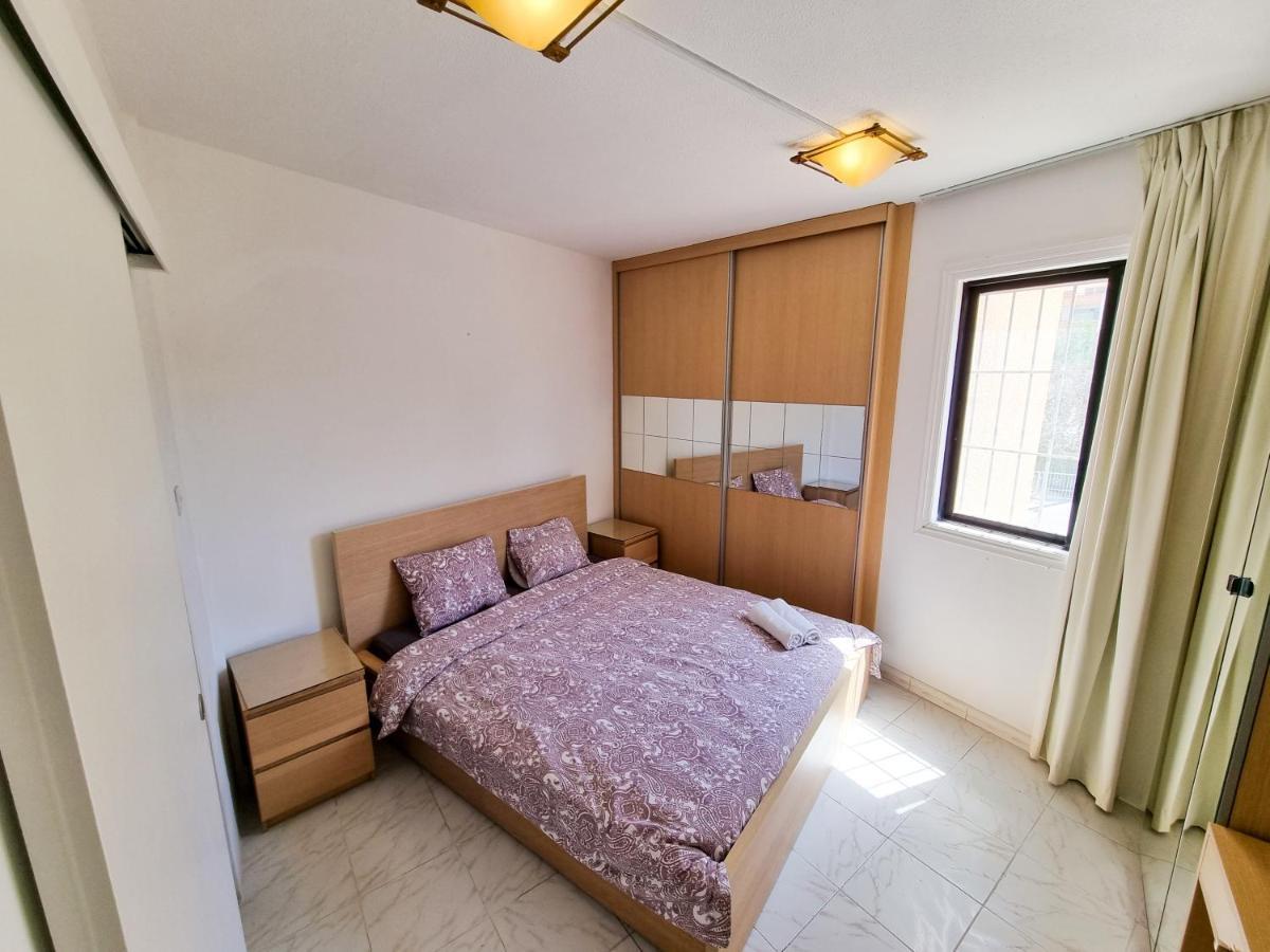 Cheer Up City Apartment, Near To The Finikoudes Beach 라르나카 외부 사진